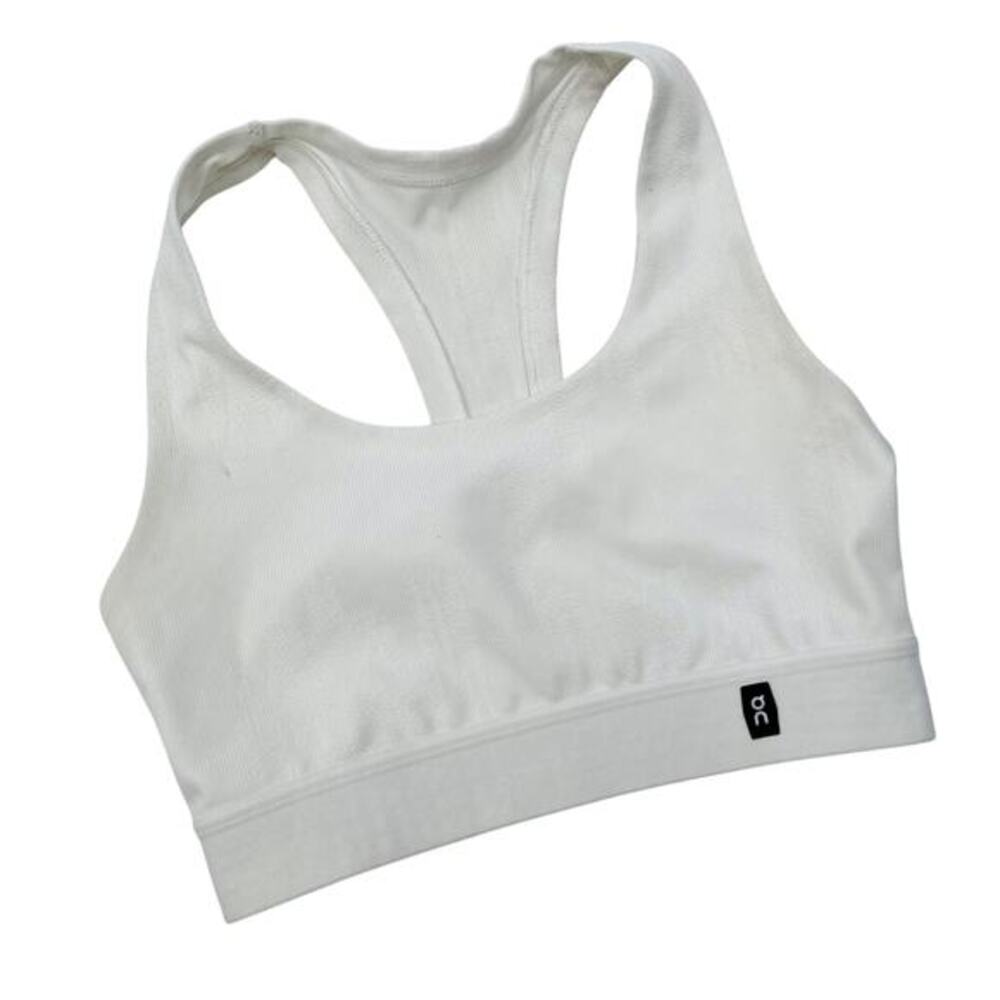 On running white sports‎ bra